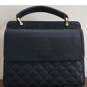Elegant Leather Hand bag